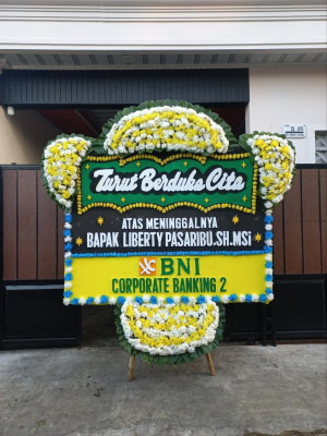 Papan Bunga Duka di Bokondini